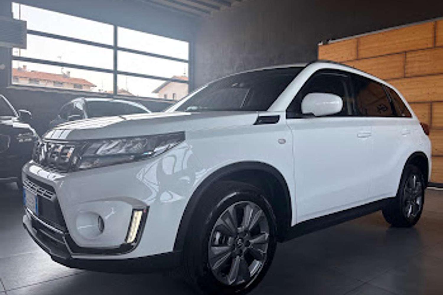 Main vehicle image