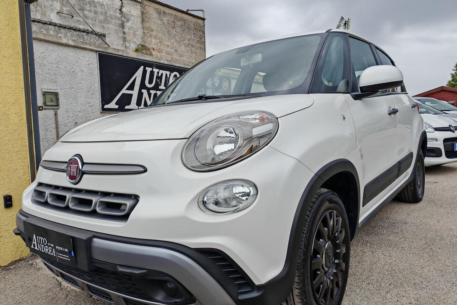 Main vehicle image