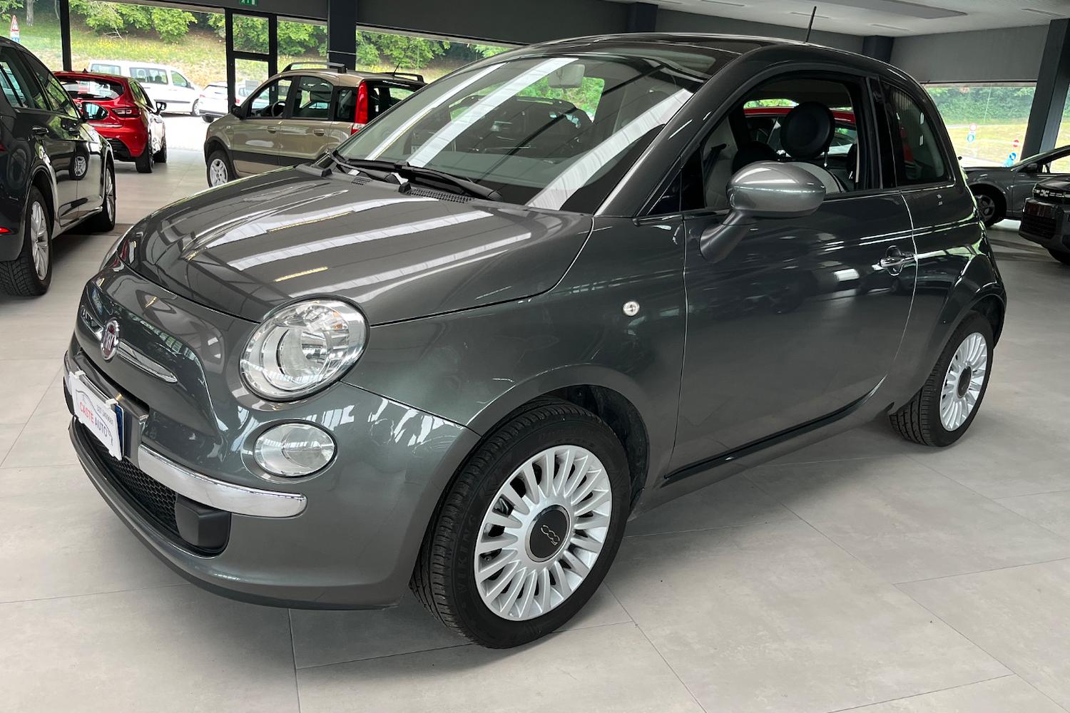 Main vehicle image