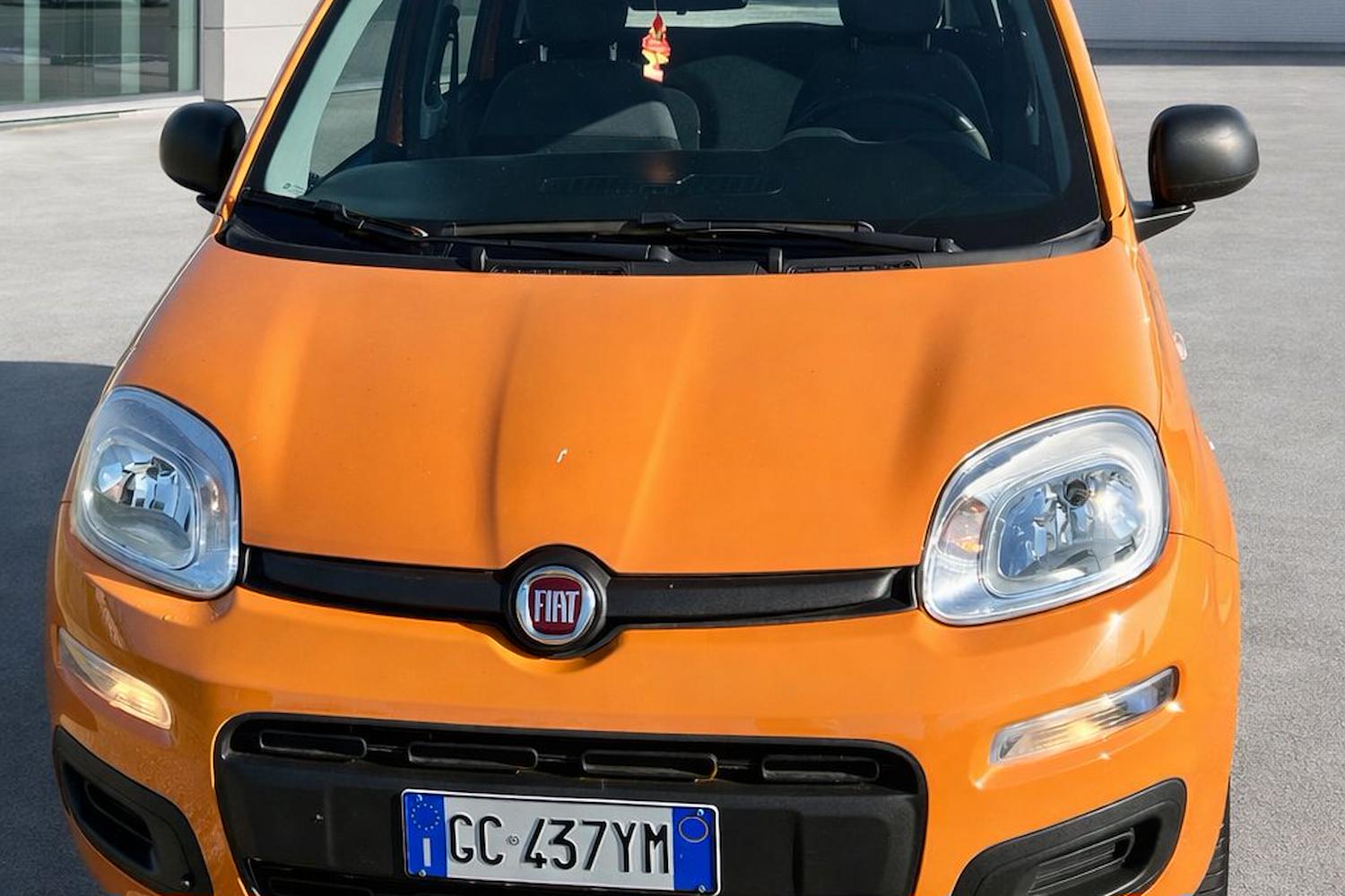Main vehicle image
