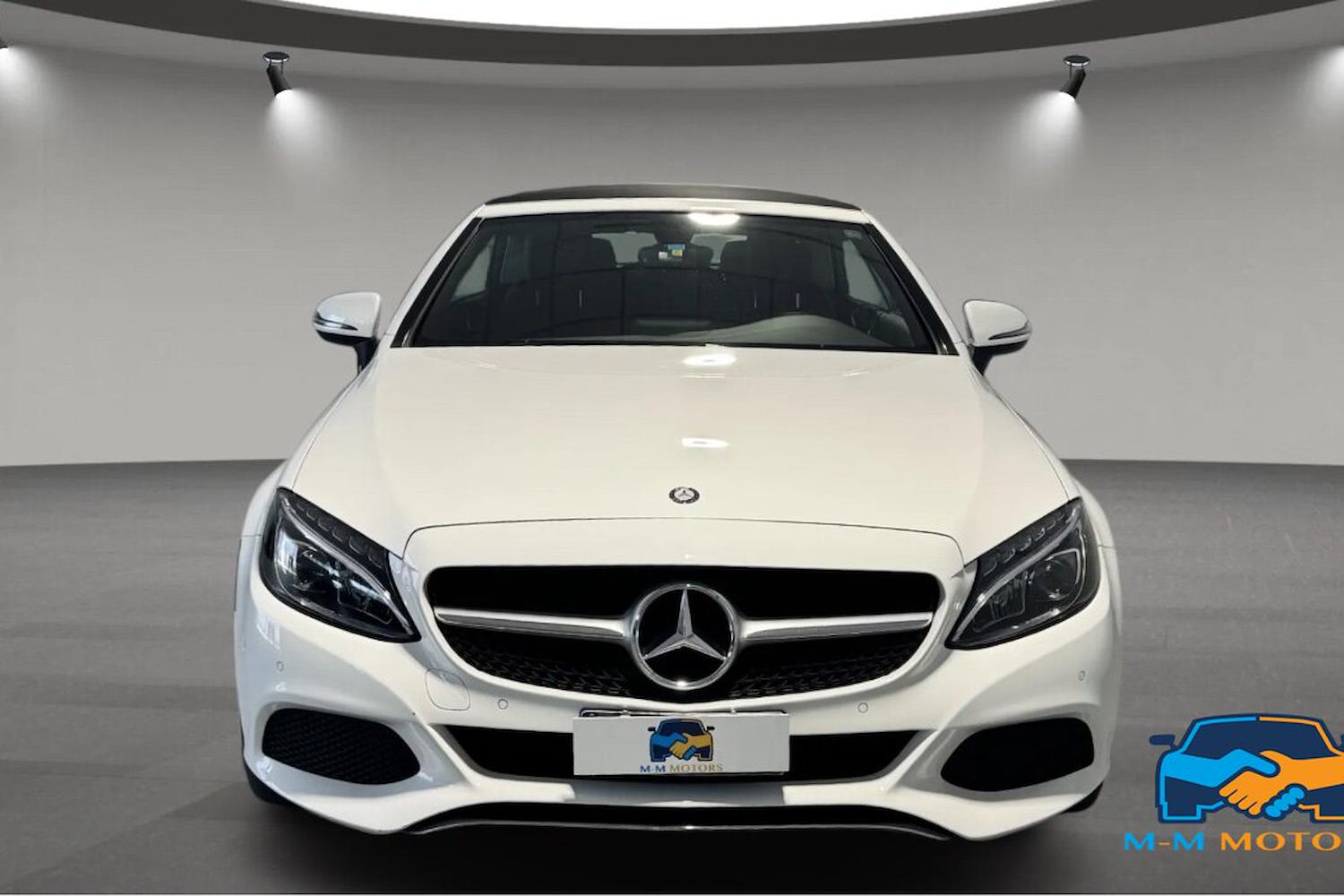 Main vehicle image
