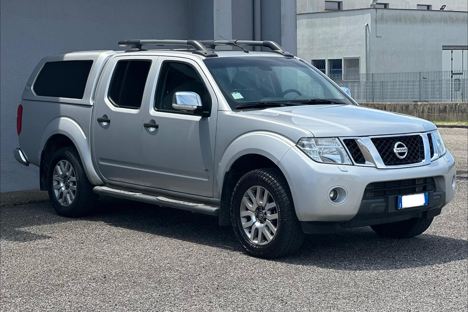 Main vehicle image