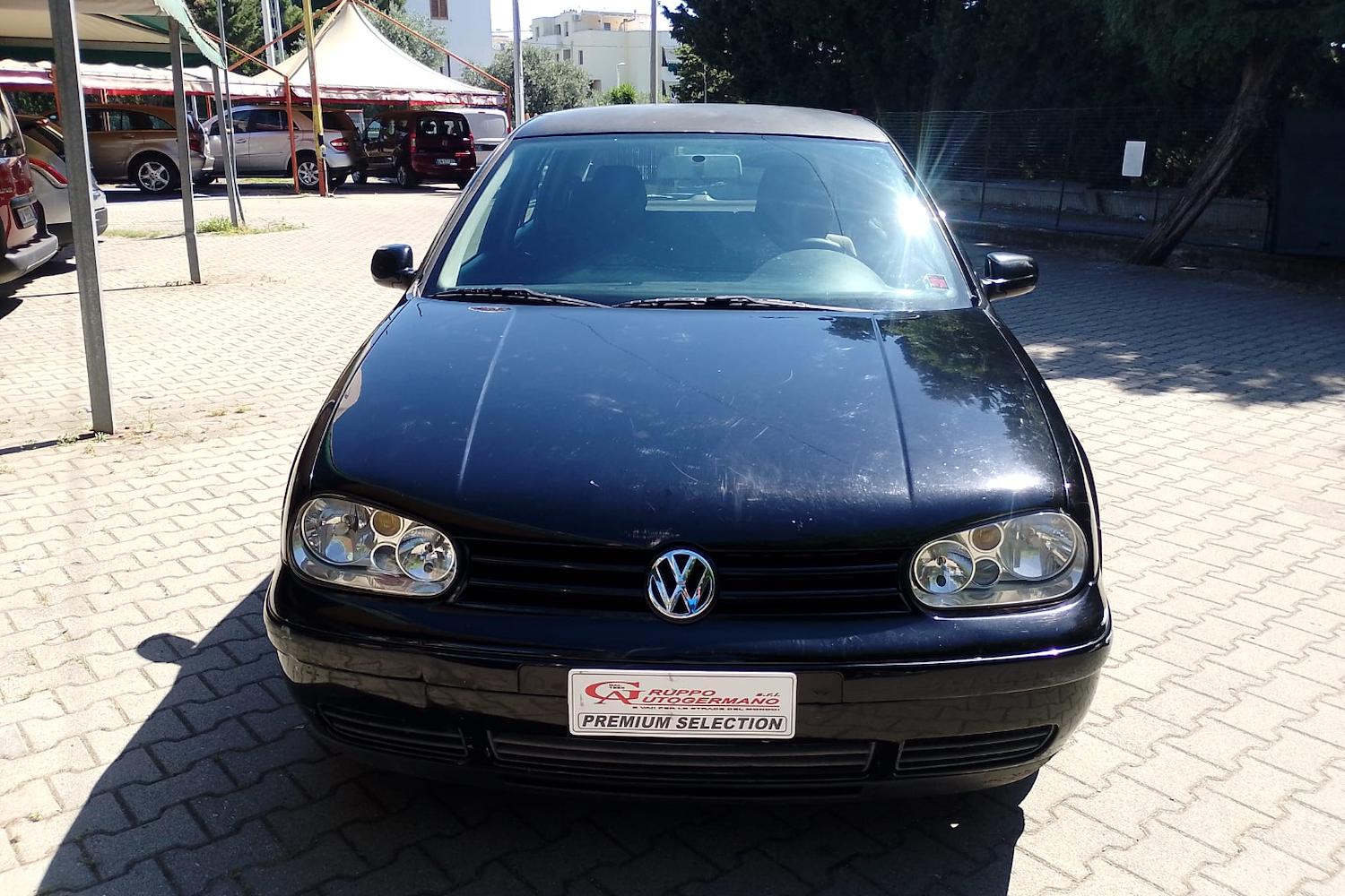 Main vehicle image