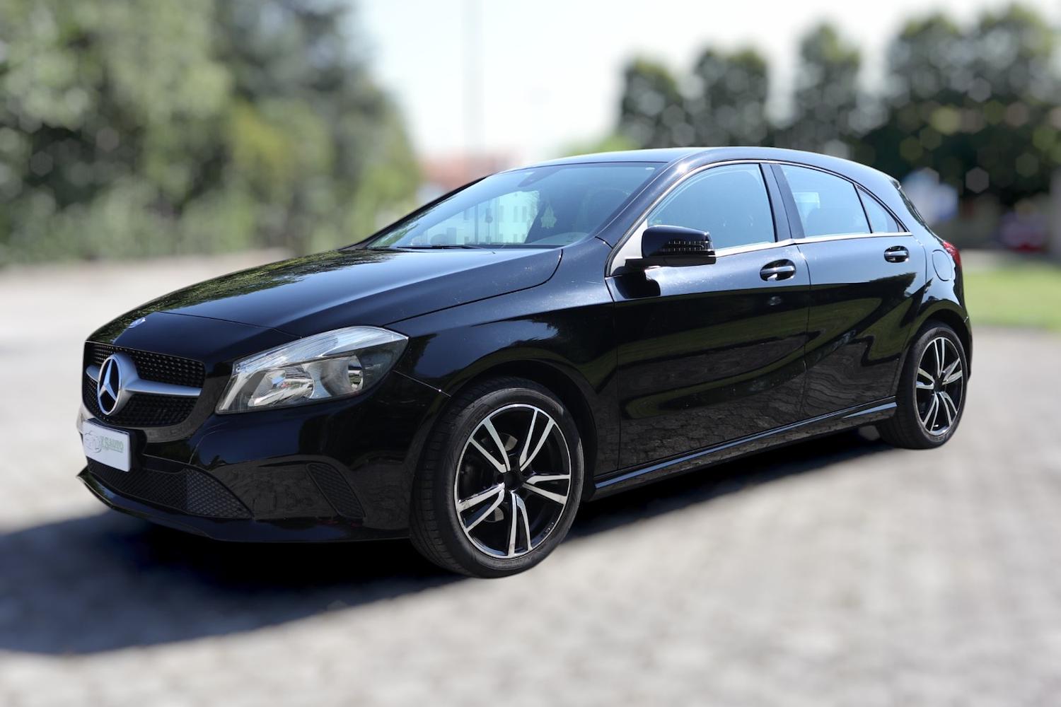 Main vehicle image
