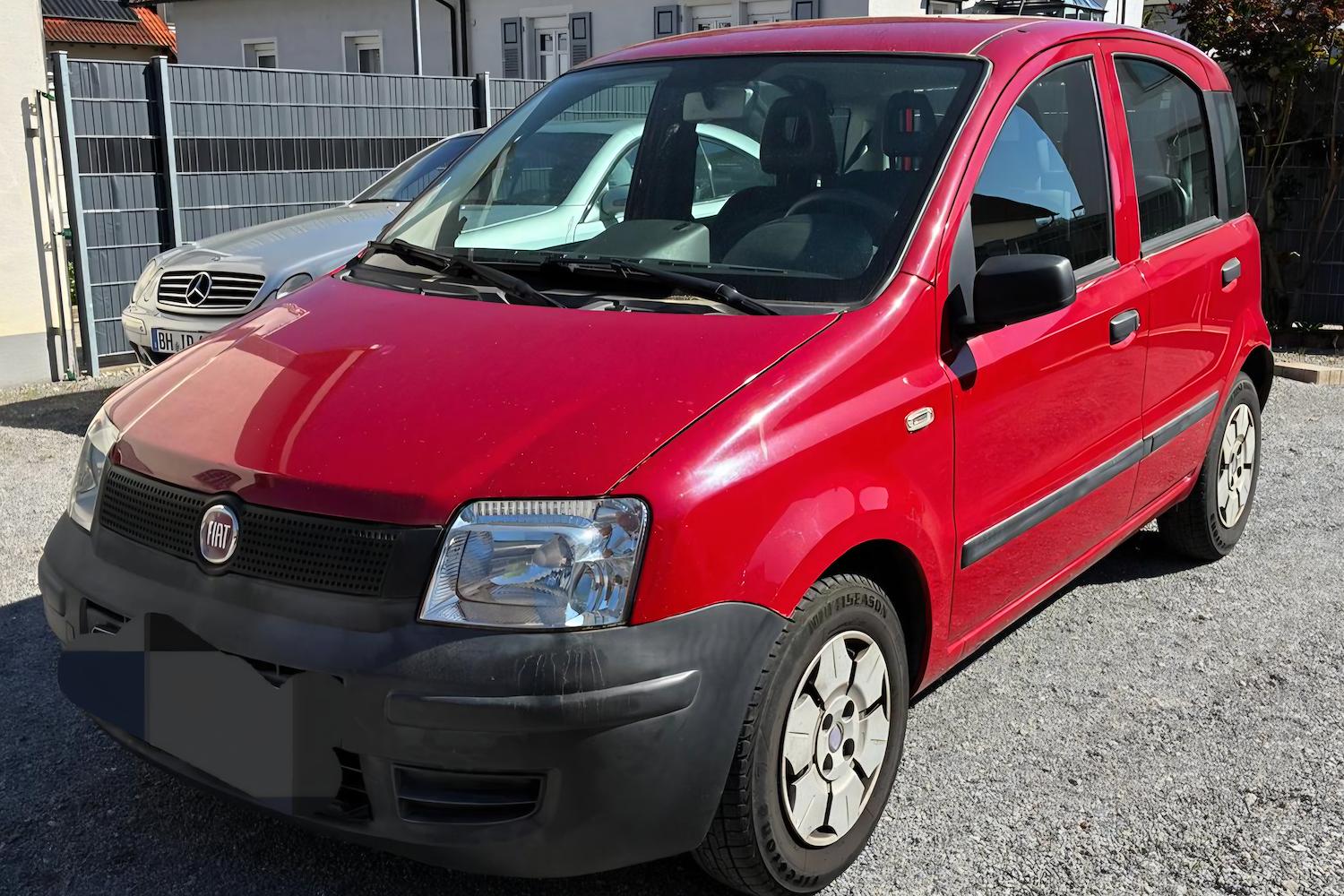 Main vehicle image