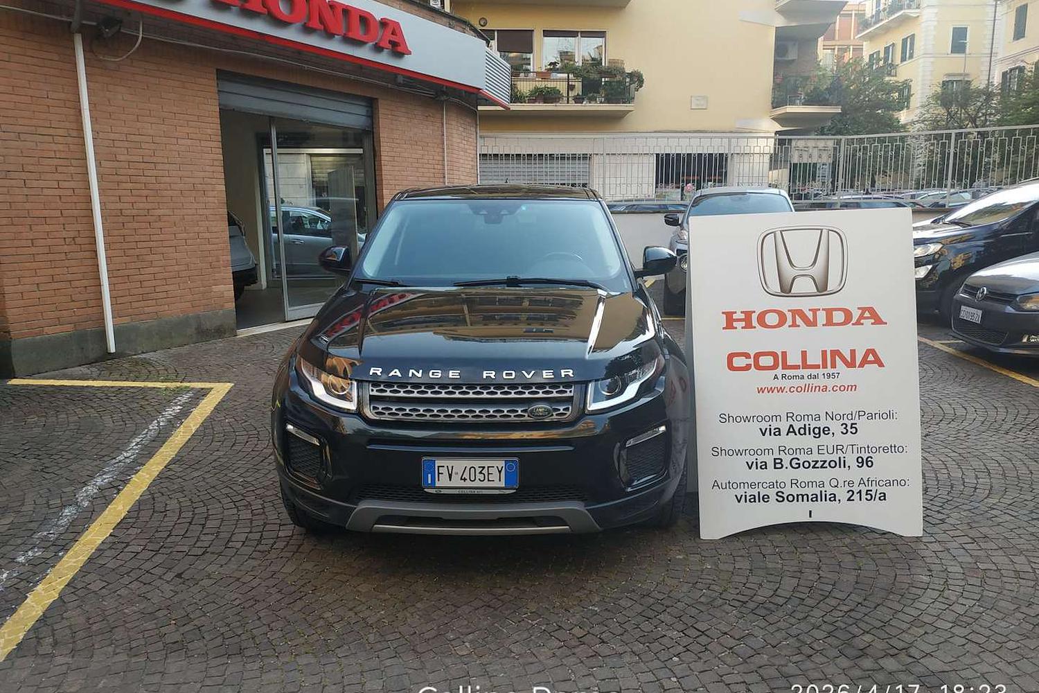 Main vehicle image
